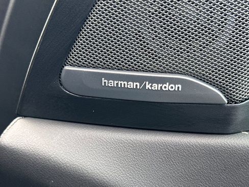 New 2026 BMW X7 xDrive40i w/ Premium Package image 21