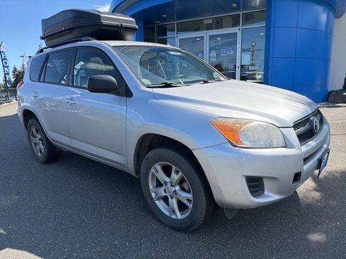 Used 2011 Toyota RAV4 2WD w/ Upgrade Value Pkg image 2