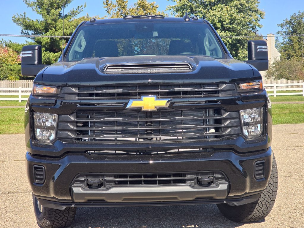 New 2026 Chevrolet Silverado 2500 Custom w/ Custom Convenience Package AWD/4WD image 7