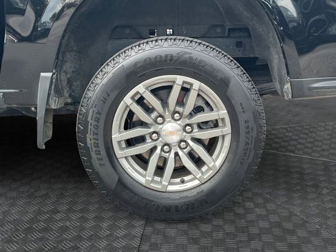 Used 2024 Chevrolet Colorado LT w/ LT Convenience Package image 23