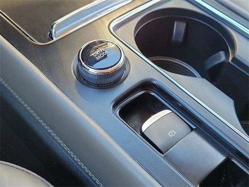 Certified 2024 Lincoln Corsair FWD image 21