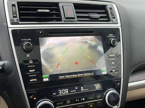 Used 2019 Subaru Outback 2.5i Limited image 18