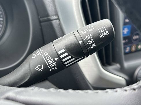 Certified 2022 GMC Terrain SLT FWD image 23