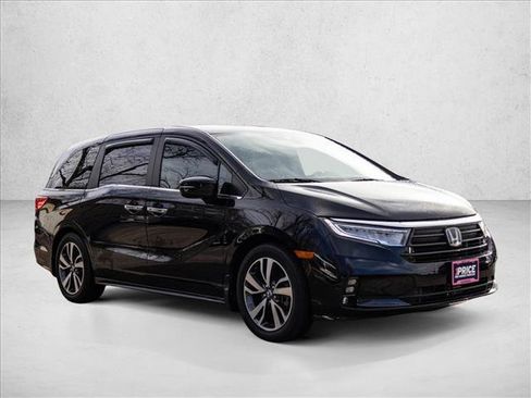 Used 2022 Honda Odyssey Touring image 3
