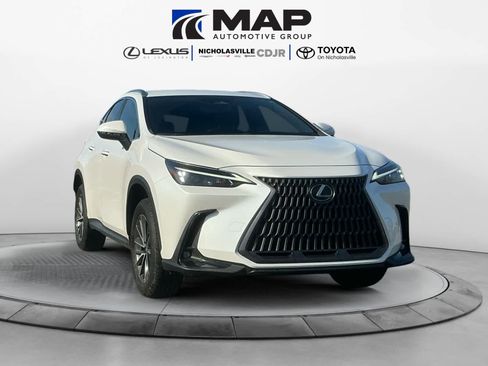Used 2022 Lexus NX 250 FWD image 7
