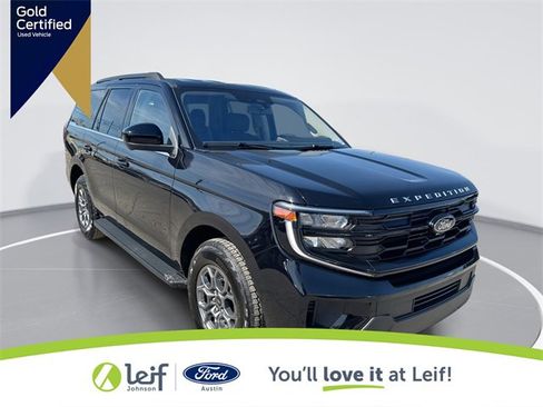 Certified 2025 Ford Expedition Active image 1