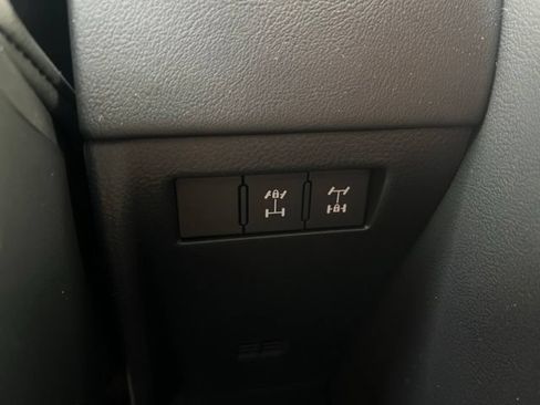 Used 2026 Lexus LX 700h Overtrail AWD/4WD image 19