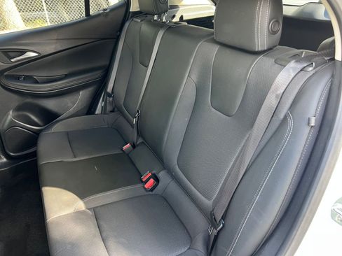 Used 2025 Buick Encore GX Preferred image 31