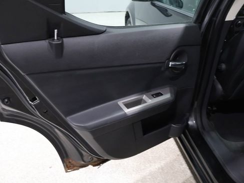 Used 2010 Dodge Avenger R/T image 23