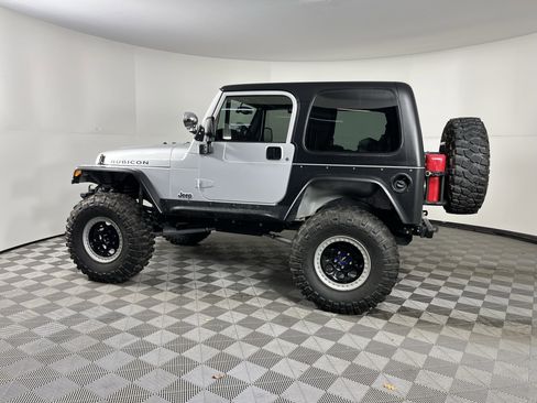 Used 2003 Jeep Wrangler Rubicon image 2