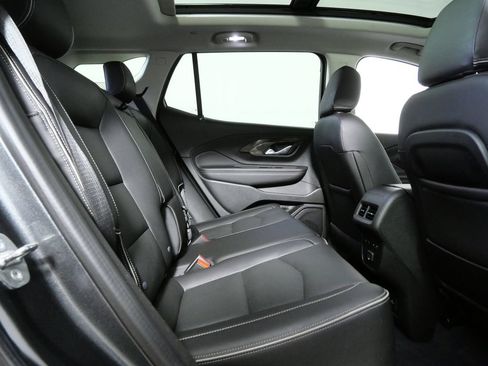 Used 2020 GMC Terrain Denali w/ Denali Premium Package AWD/4WD image 12