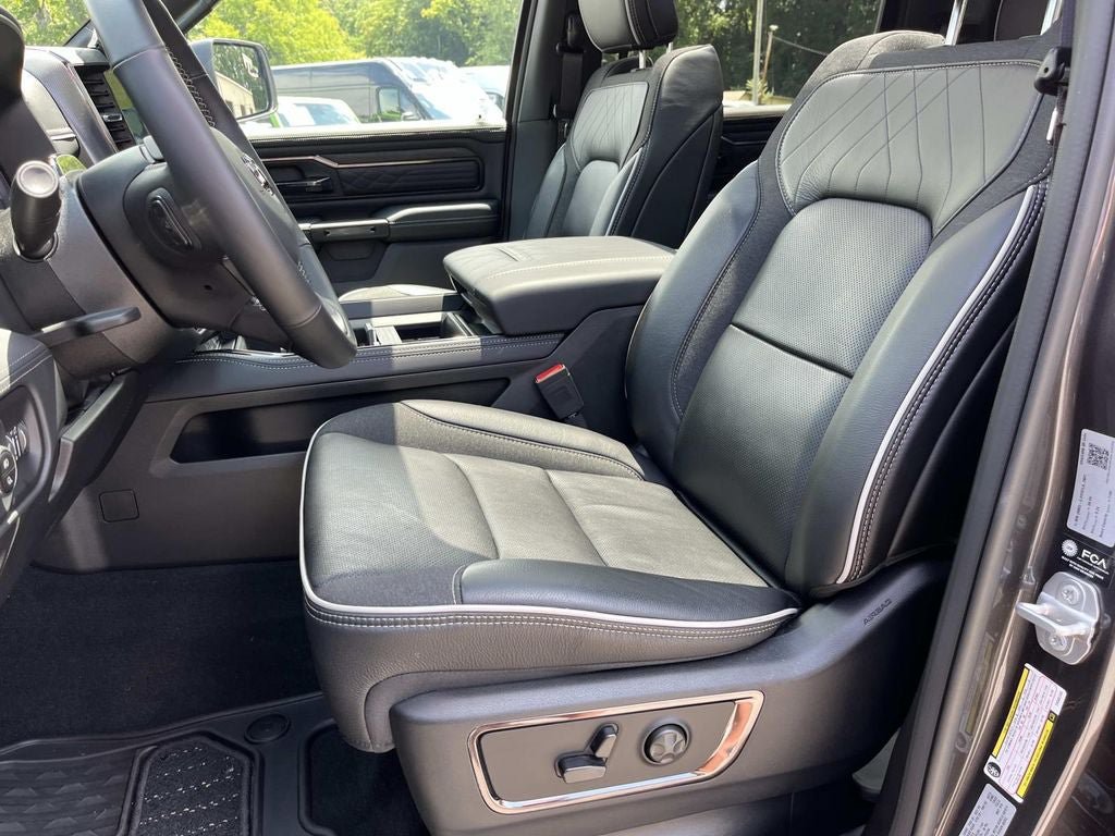 Used 2026 RAM 1500 Limited AWD/4WD image 42
