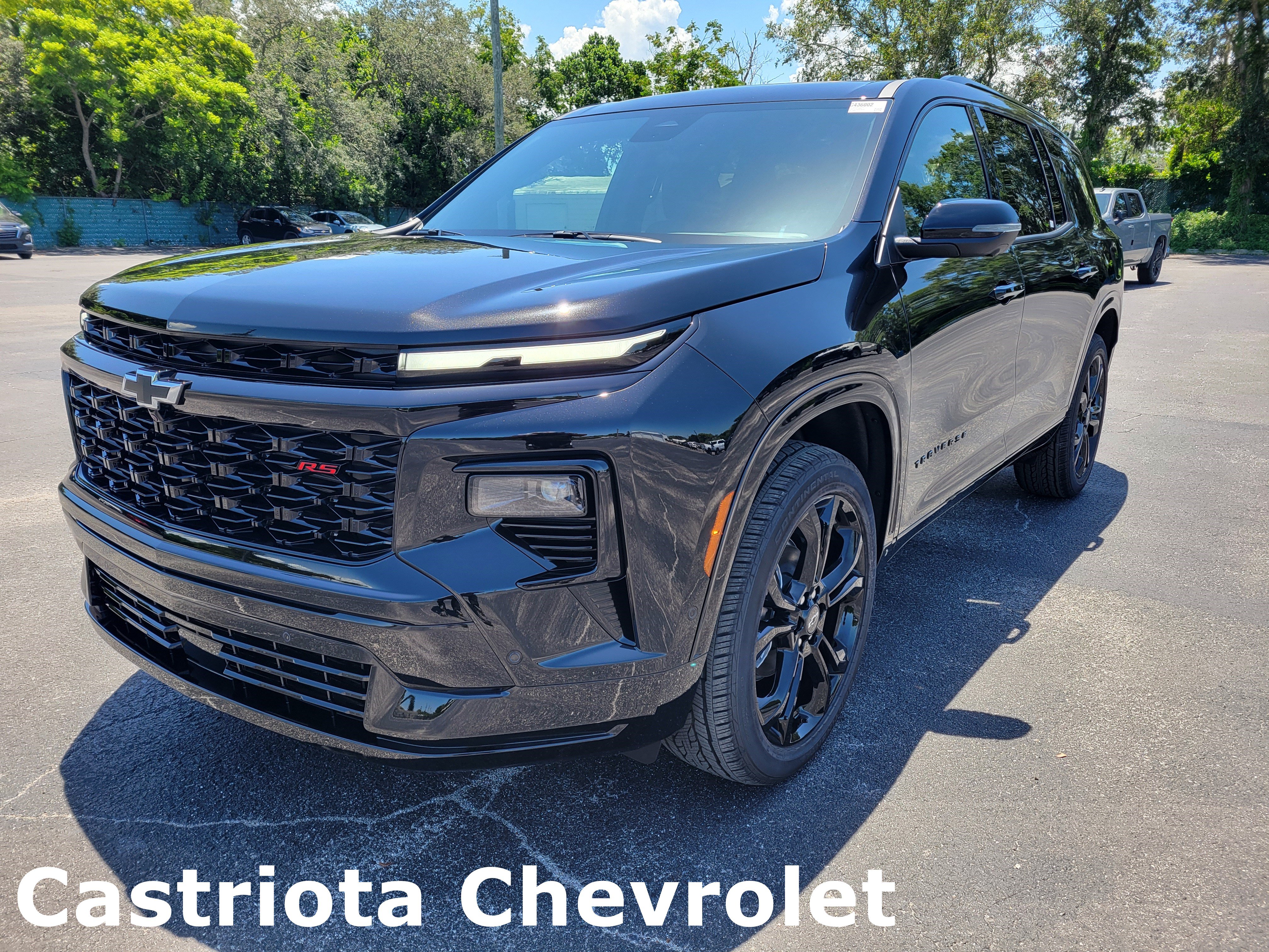 New 2027 Chevrolet Traverse RS w/ LPO, Floor Liner Package FWD image 1