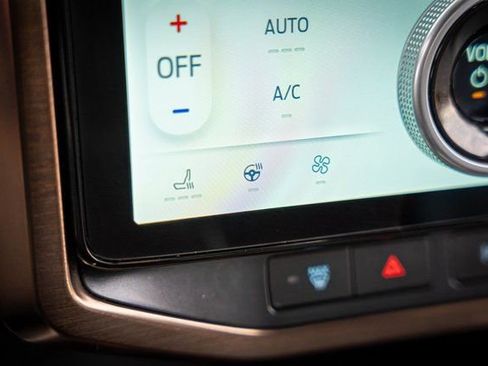 Used 2022 Ford F150 Lightning Lariat w/ Max Trailer Tow Package image 24