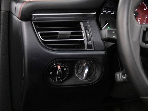 Used 2024 Porsche Macan GTS AWD/4WD image 26
