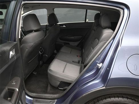 Used 2019 Kia Sportage LX image 25