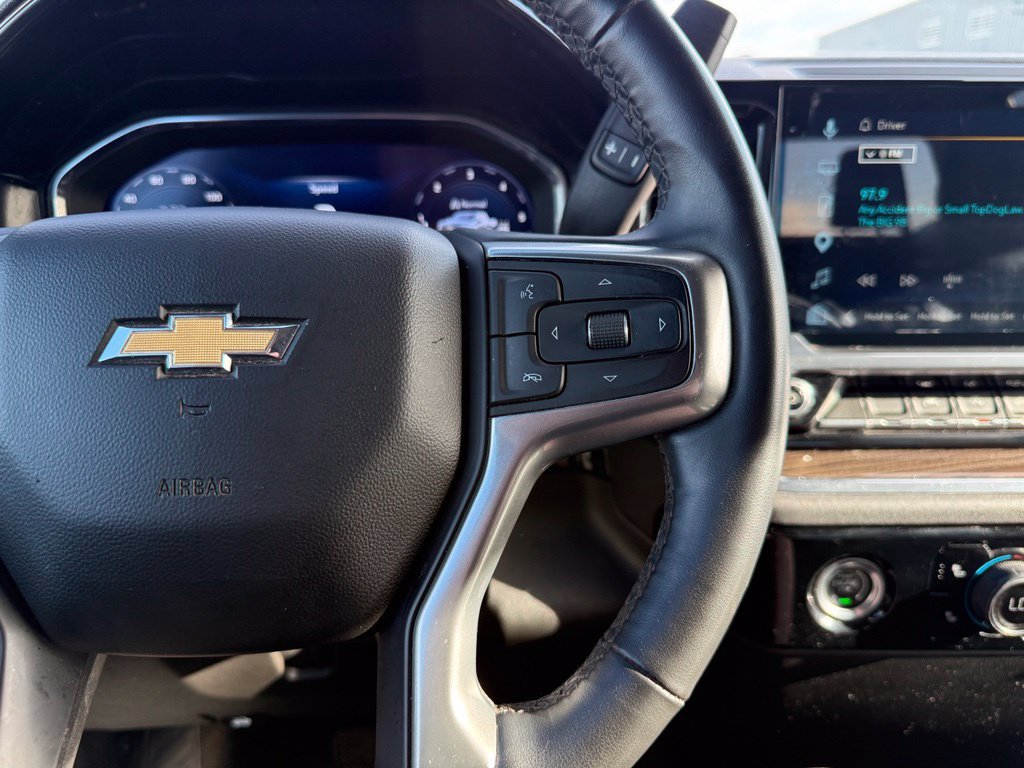 Used 2024 Chevrolet Silverado 1500 LT AWD/4WD image 24