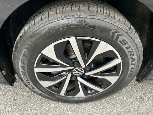 Used 2025 Volkswagen Jetta S image 10