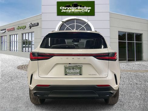 Used 2024 Lexus NX 250 250 Base w/ Cold Area Package image 7