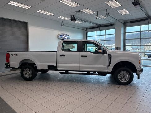New 2026 Ford F350 XL w/ XL Chrome Package AWD/4WD image 17