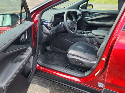 New 2025 Chevrolet Blazer EV LT FWD image 18