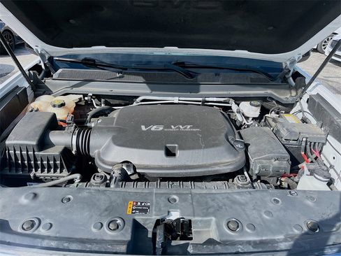 Used 2022 GMC Canyon AT4 image 28