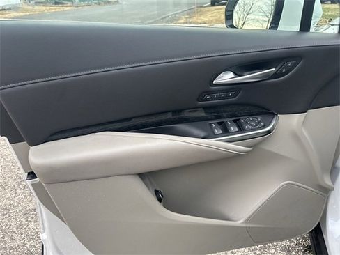 Used 2023 Cadillac XT4 Premium Luxury w/ Technology Package image 10