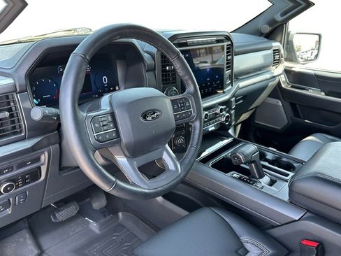 Used 2024 Ford F150 Lariat w/ FX4 Off-Road Package image 12