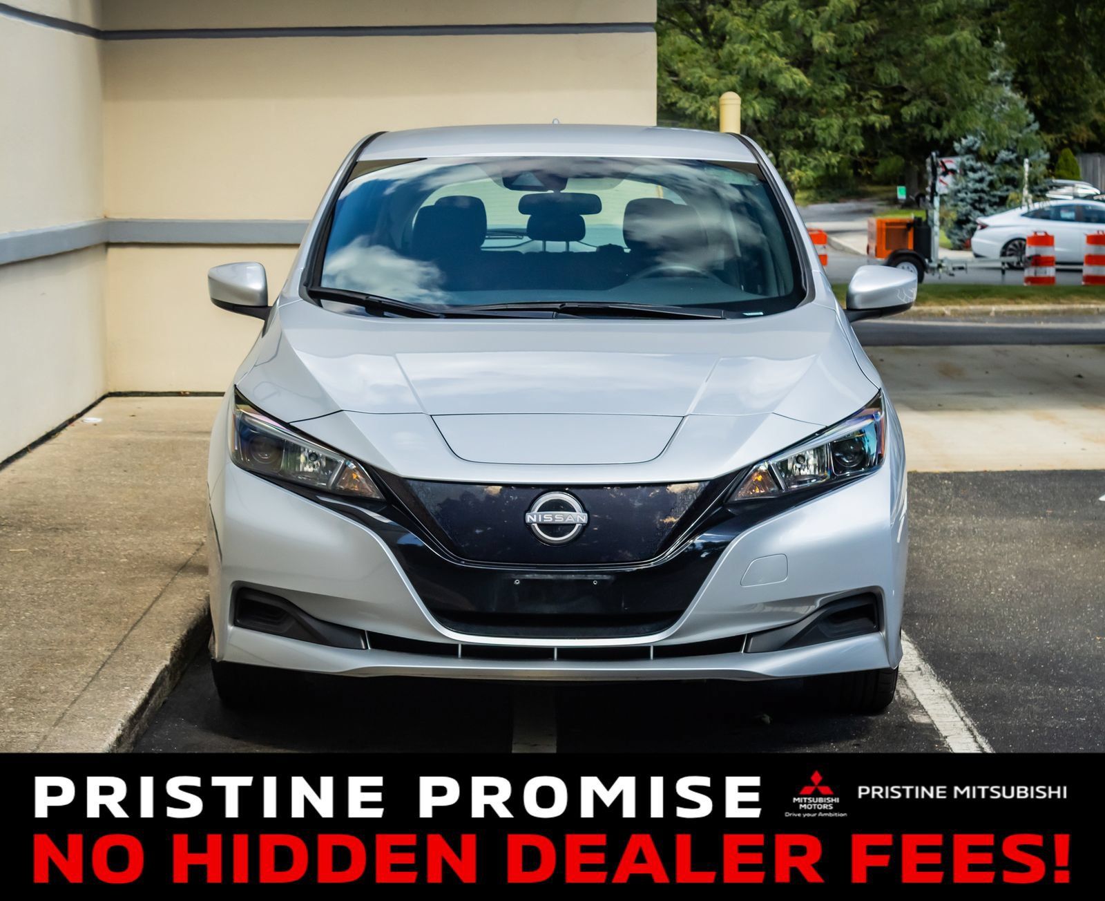 Used 2025 Nissan Leaf S FWD image 2