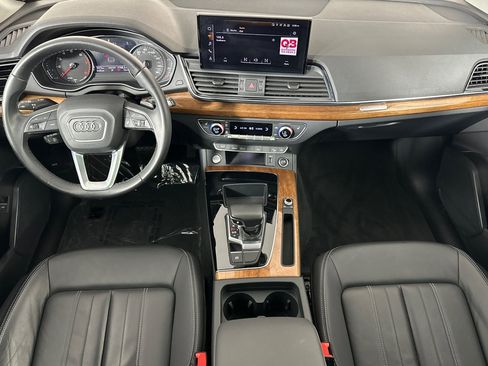 Used 2023 Audi Q5 2.0T Premium w/ Convenience Package image 12