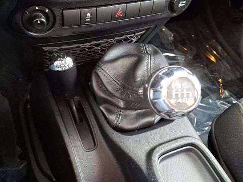 Used 2016 Jeep Wrangler Unlimited Sport w/ Quick Order Package 23S image 17