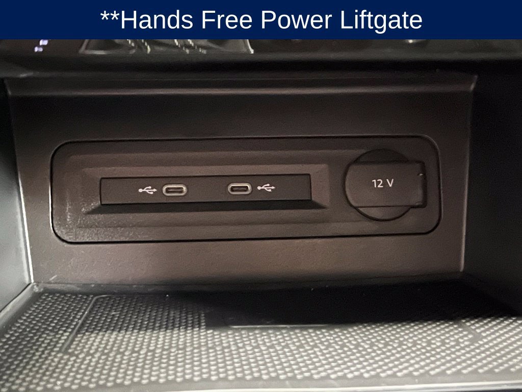 Used 2023 Volkswagen Atlas SE w/ Panoramic Sunroof Package FWD image 14