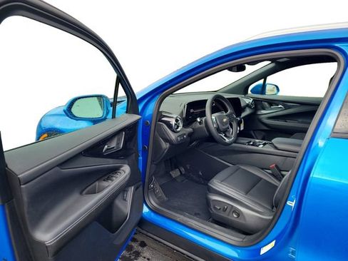 New 2026 Chevrolet Blazer EV LT image 10