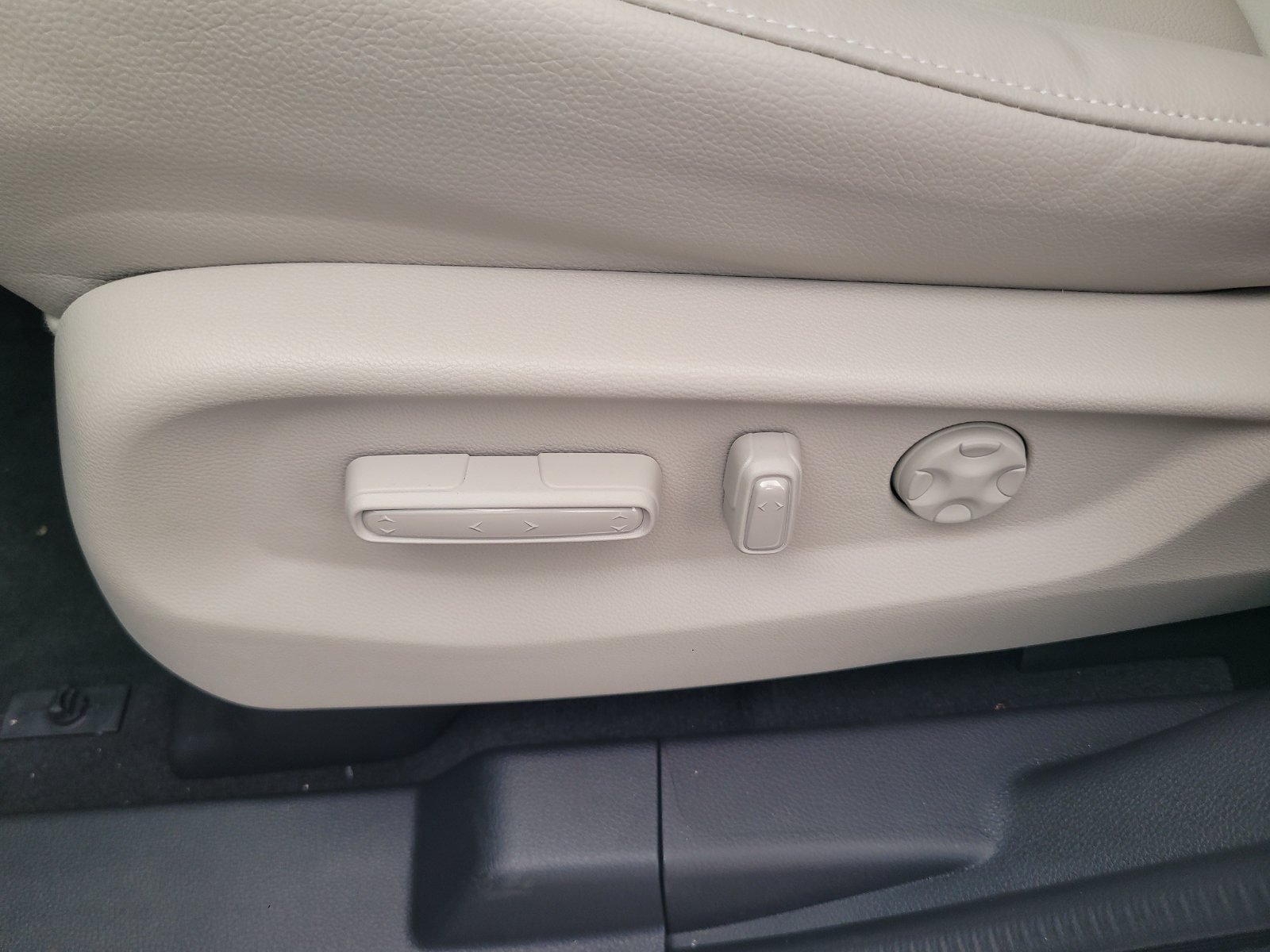 New 2027 Honda Odyssey EX-L image 10