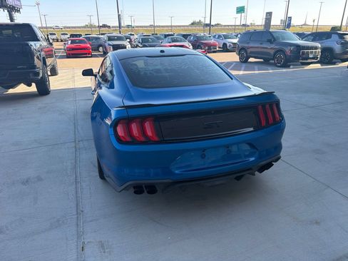 Used 2019 Ford Mustang GT w/ Black Accent Package RWD image 7