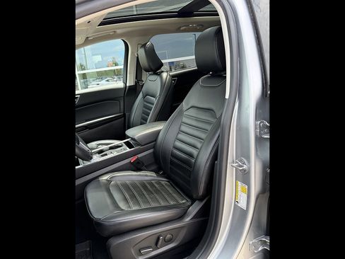 Used 2023 Ford Edge SEL w/ Convenience Package AWD/4WD image 12