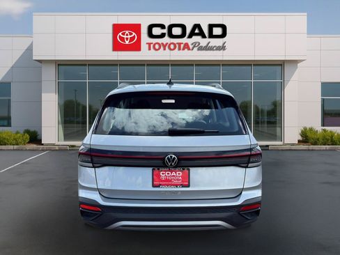 Used 2025 Volkswagen Taos S FWD image 4