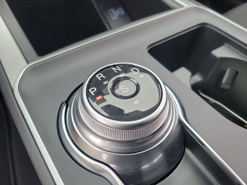 New 2024 Ford Edge SE image 10