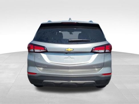 Used 2024 Chevrolet Equinox Premier FWD image 6