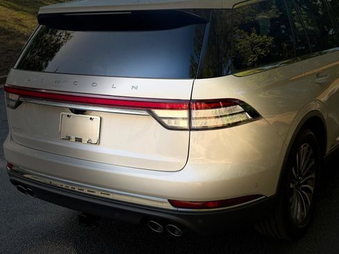 Used 2021 Lincoln Aviator Reserve w/ Equipment Group 201A image 19