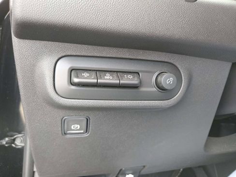 Used 2024 GMC Terrain Denali w/ Denali Premium Package image 40