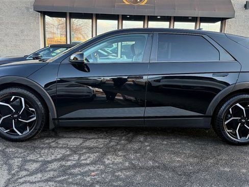 Used 2024 Hyundai Ioniq 5 SEL image 2