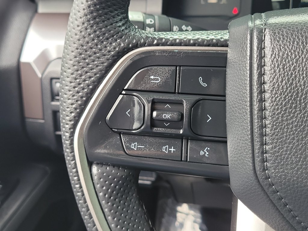Used 2024 Toyota Tacoma SR5 w/ SR5 Upgrade Package RWD image 9