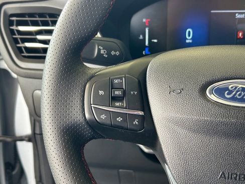 Used 2026 Ford Escape ST-Line FWD image 36