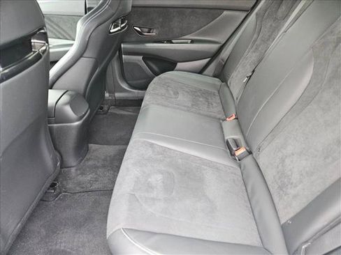 Used 2022 Hyundai Elantra N FWD image 22
