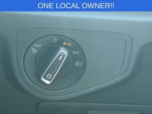 Used 2023 Volkswagen Atlas SE AWD/4WD image 18