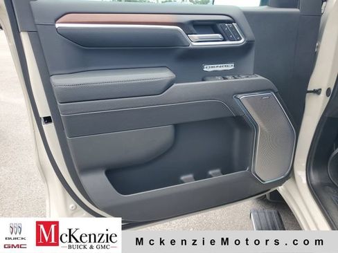 New 2026 GMC Sierra 1500 Denali w/ Denali Reserve Package AWD/4WD image 8