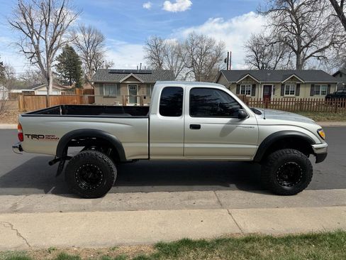 Used 2004 Toyota Tacoma 4x4 Xtracab V6 image 6