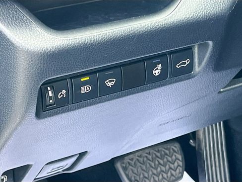 Used 2020 Toyota RAV4 XSE w/ XSE Grade Weather Package AWD/4WD image 10