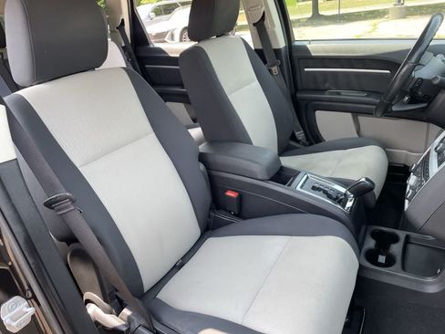 Used 2009 Dodge Journey SXT w/ Entertainment Group #2 FWD image 14